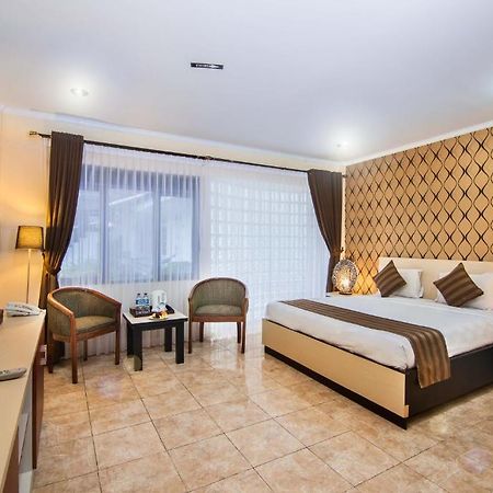Grand Prioritas 호텔 보고르 외부 사진